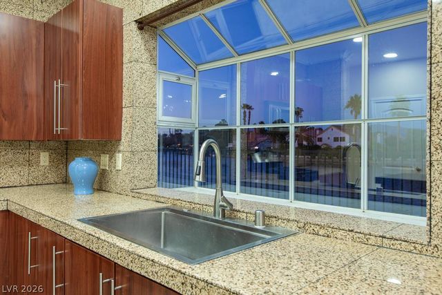 2960 Sun Lake Drive, Las Vegas, NV 89128