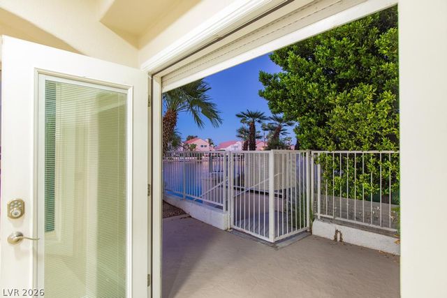 2960 Sun Lake Drive, Las Vegas, NV 89128
