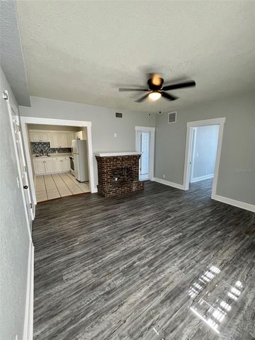644 4TH AVENUE S, St Petersburg, FL 33701