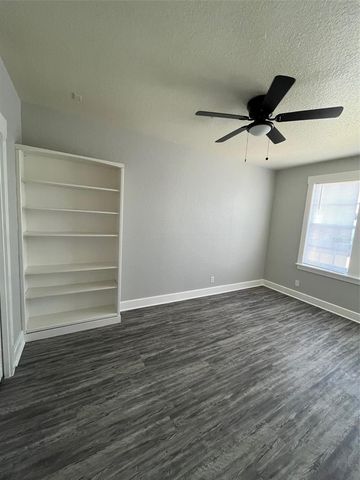 644 4TH AVENUE S, St Petersburg, FL 33701