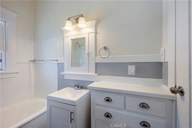 242 Gaviota, Long Beach, CA 90802