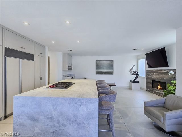 8812 Rainbow Ridge Drive, Las Vegas, NV 89117