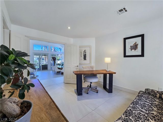 8812 Rainbow Ridge Drive, Las Vegas, NV 89117