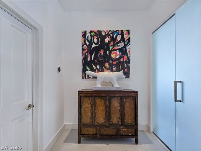 8812 Rainbow Ridge Drive, Las Vegas, NV 89117