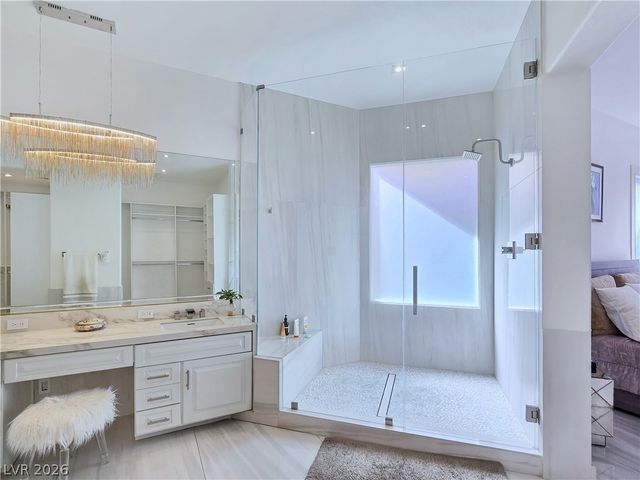 8812 Rainbow Ridge Drive, Las Vegas, NV 89117