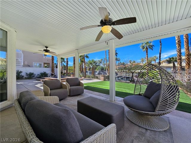 8812 Rainbow Ridge Drive, Las Vegas, NV 89117