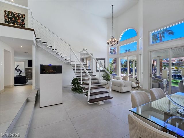 8812 Rainbow Ridge Drive, Las Vegas, NV 89117