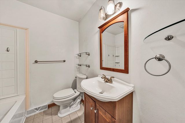 3552 Forester RD, Roanoke, VA 24015