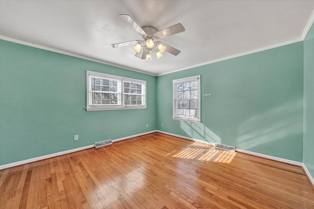 3552 Forester RD, Roanoke, VA 24015