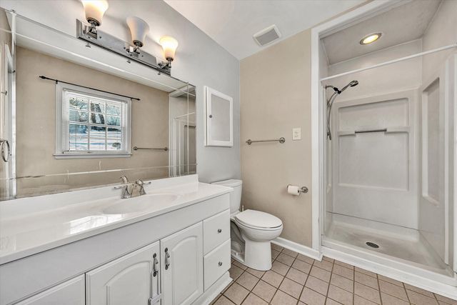 3552 Forester RD, Roanoke, VA 24015