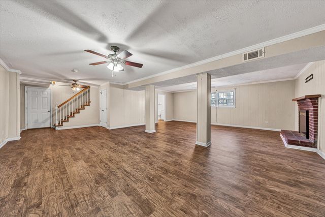 3552 Forester RD, Roanoke, VA 24015