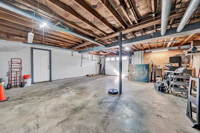 3552 Forester RD, Roanoke, VA 24015