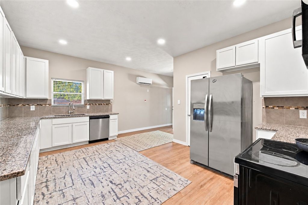 808 North Washington Avenue, Bryan, TX 77803 — photo 4