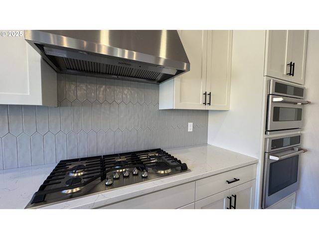 11684 Sw 178TH Dr, Beaverton, OR 97007