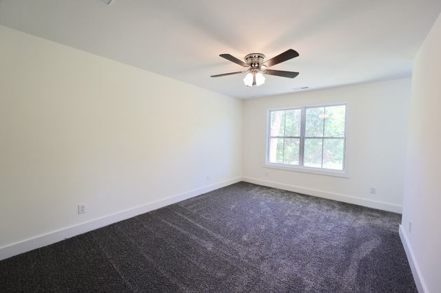 2013 Rosemary Dr, Clarksville, TN 37042