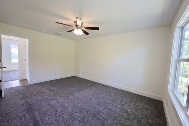 2013 Rosemary Dr, Clarksville, TN 37042