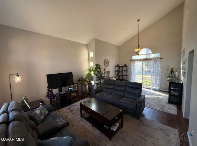 3800 E Avenue S12, Palmdale, CA 93550