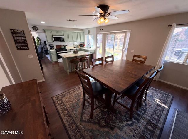 3800 E Avenue S12, Palmdale, CA 93550