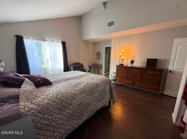3800 E Avenue S12, Palmdale, CA 93550