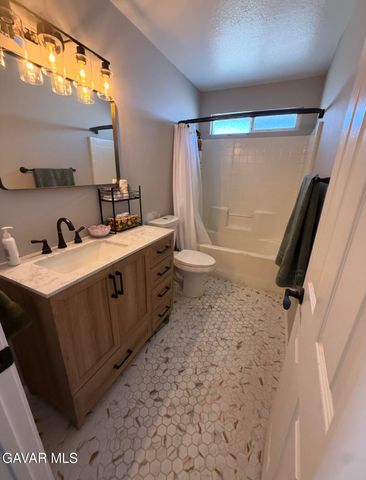 3800 E Avenue S12, Palmdale, CA 93550