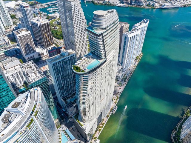 300 Biscayne Boulevard Way 2601E, Miami, FL 33131