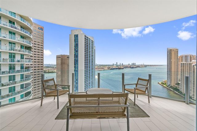 300 Biscayne Boulevard Way 2601E, Miami, FL 33131