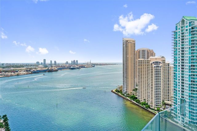 300 Biscayne Boulevard Way 2601E, Miami, FL 33131