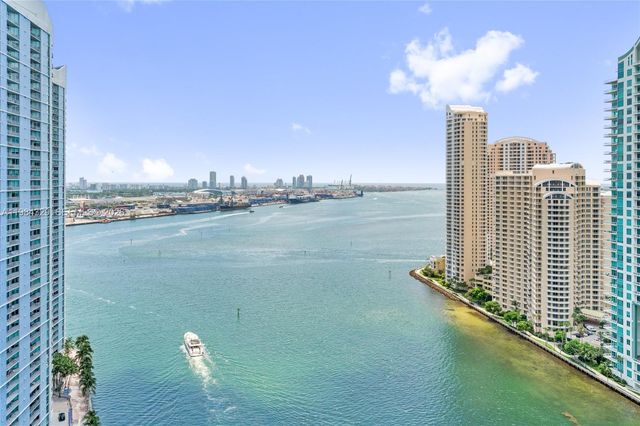 300 Biscayne Boulevard Way 2601E, Miami, FL 33131