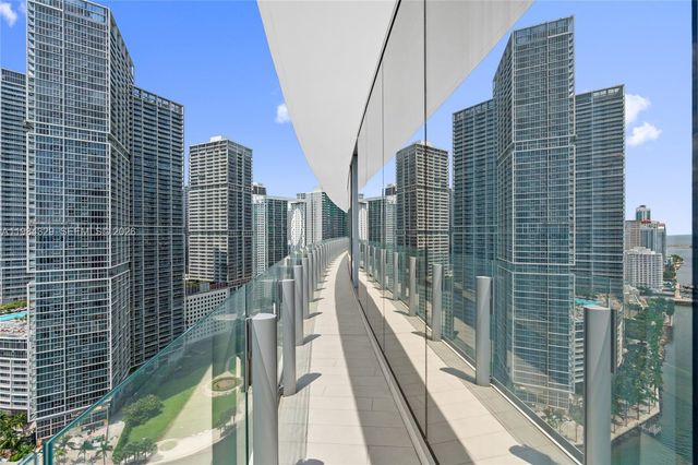300 Biscayne Boulevard Way 2601E, Miami, FL 33131