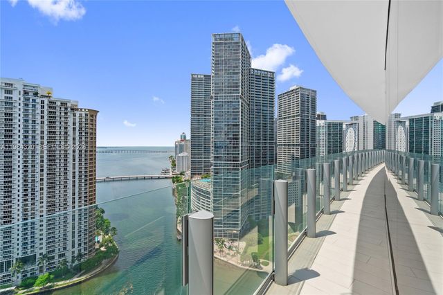 300 Biscayne Boulevard Way 2601E, Miami, FL 33131