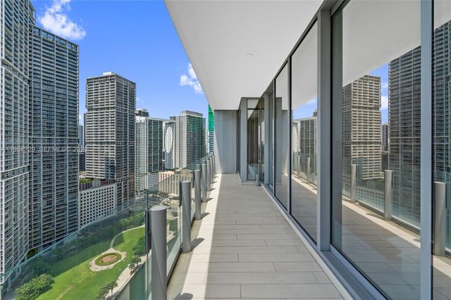 300 Biscayne Boulevard Way 2601E, Miami, FL 33131