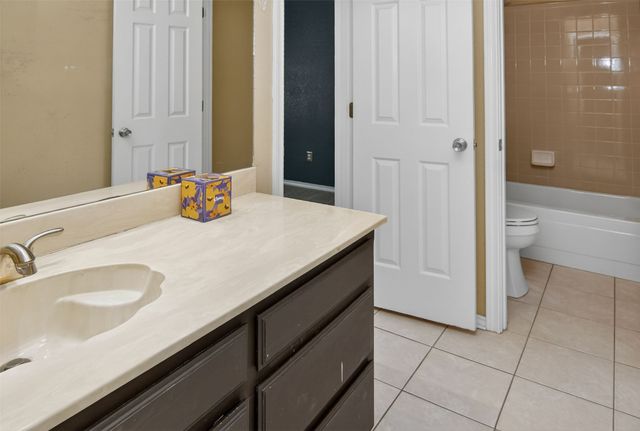 7864 Mahonia Drive, Fort Worth, TX 76133