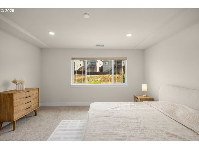 12440 Sw DOUBLETOP Dr, Beaverton, OR 97007