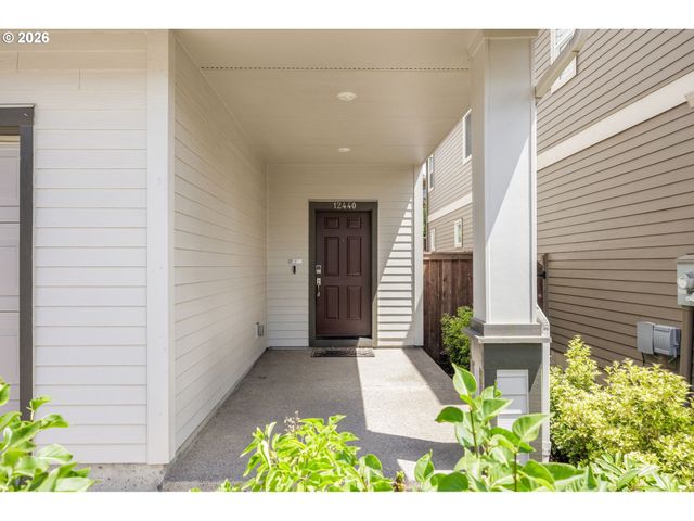 12440 Sw DOUBLETOP Dr, Beaverton, OR 97007