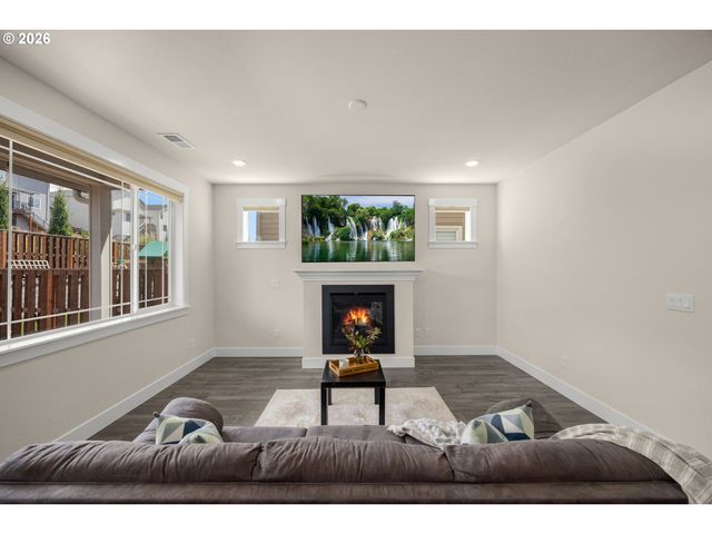 12440 Sw DOUBLETOP Dr, Beaverton, OR 97007