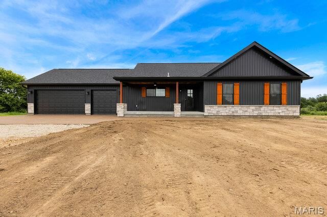 16637 Durango Drive, Warrenton, MO 63383