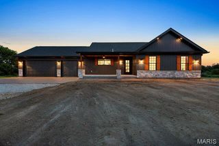 16637 Durango Drive, Warrenton, MO 63383