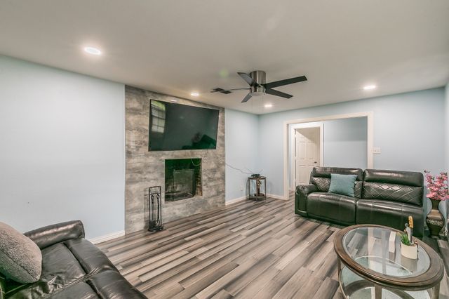 904 Sherman St, Tioga, TX 76271