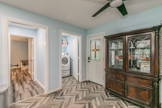 904 Sherman St, Tioga, TX 76271