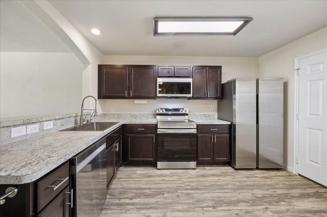 10122 Cobbler Lane, Tomball, TX 77375