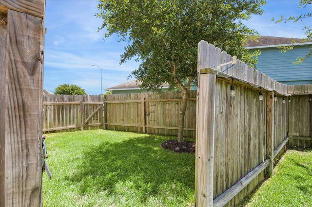 10122 Cobbler Lane, Tomball, TX 77375
