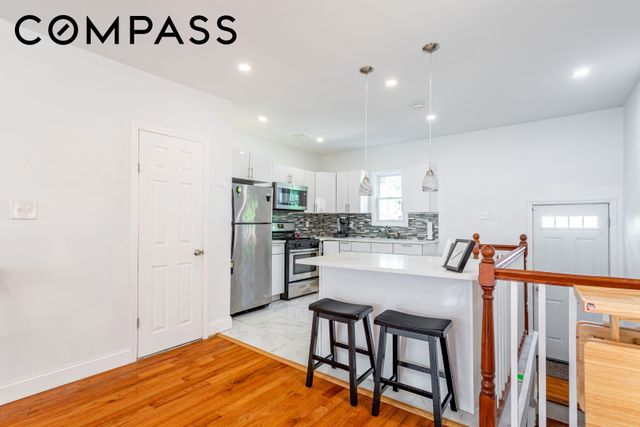 586 E 42nd Street, New York City, NY 11203