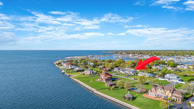 146 Awixa Avenue, Bay Shore, NY 11706
