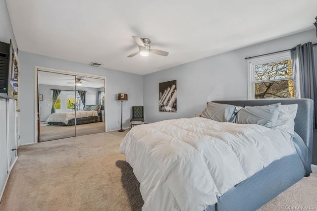 146 Awixa Avenue, Bay Shore, NY 11706