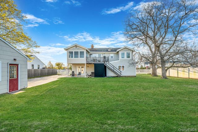 146 Awixa Avenue, Bay Shore, NY 11706