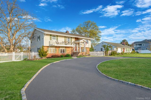 146 Awixa Avenue, Bay Shore, NY 11706