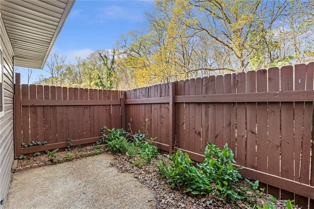 4908 Willow Lane, Austell, GA 30106