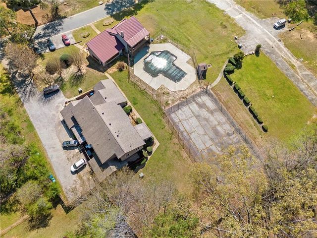 4908 Willow Lane, Austell, GA 30106