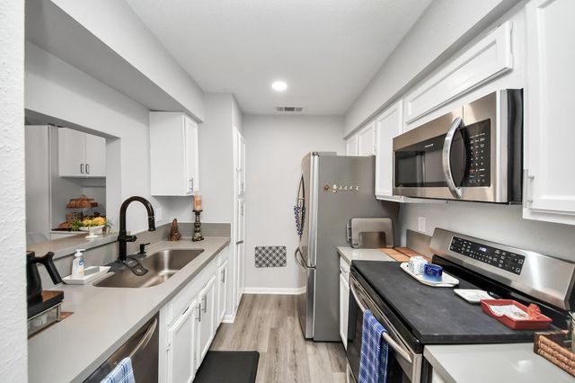 8299 Cambridge Street 1406, Houston, TX 77054