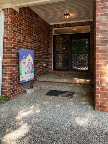 43 Rocky Valley Cove, Little Rock, AR 72212